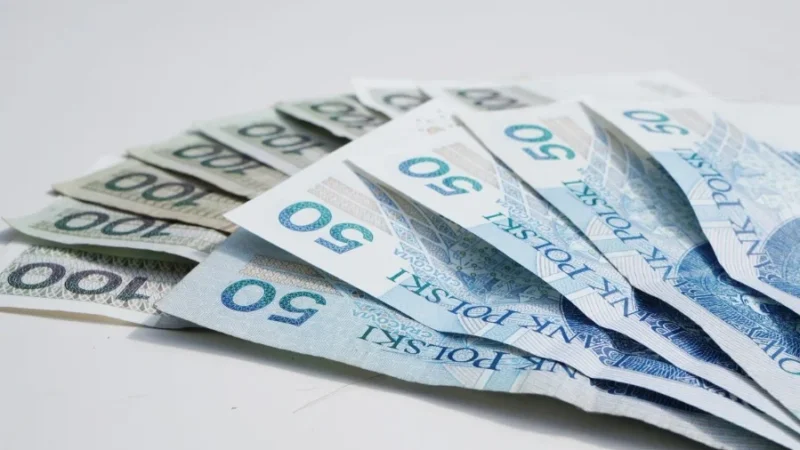 Ile kosztuje przelew z Polski do Anglii?