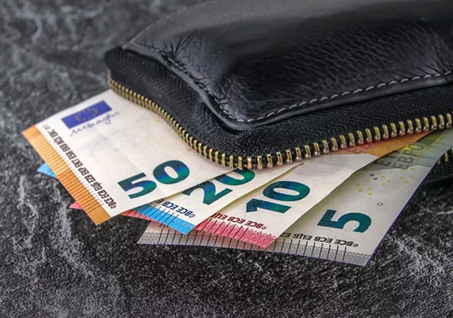 Transfer gotówki za granicę