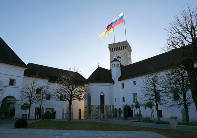 Ile idzie przelew z Polski do Słowenii?