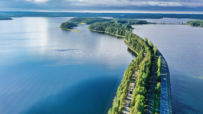 Jaki jest koszt przelewu z Polski do Finlandii?