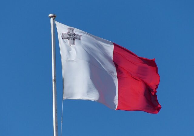 Przelewy z Polski do Malty