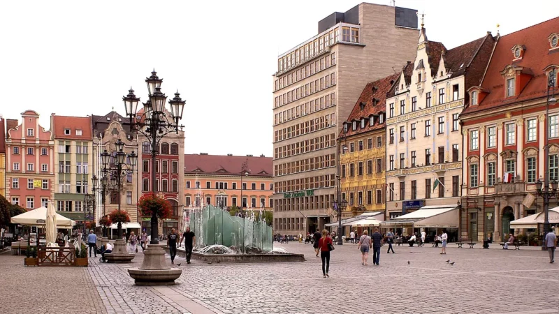 Wysyłka pieniędzy z UK do PL