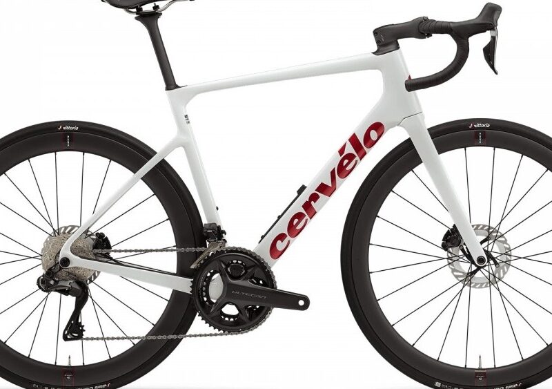 2026 Cervelo Caledonia-5 Ultegra Di2 Road Bike (PIENARBIKESHOP)