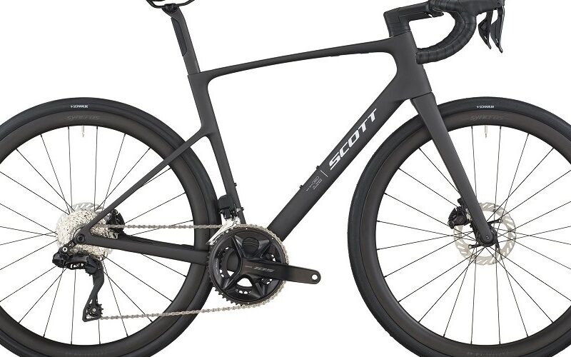 2026 Scott Addict 30 Road Bike (PIENARBIKESHOP)